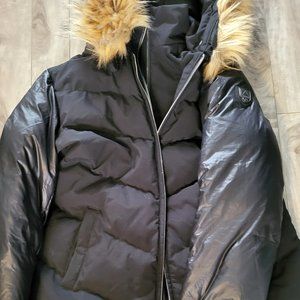 Atelier Noir Parka